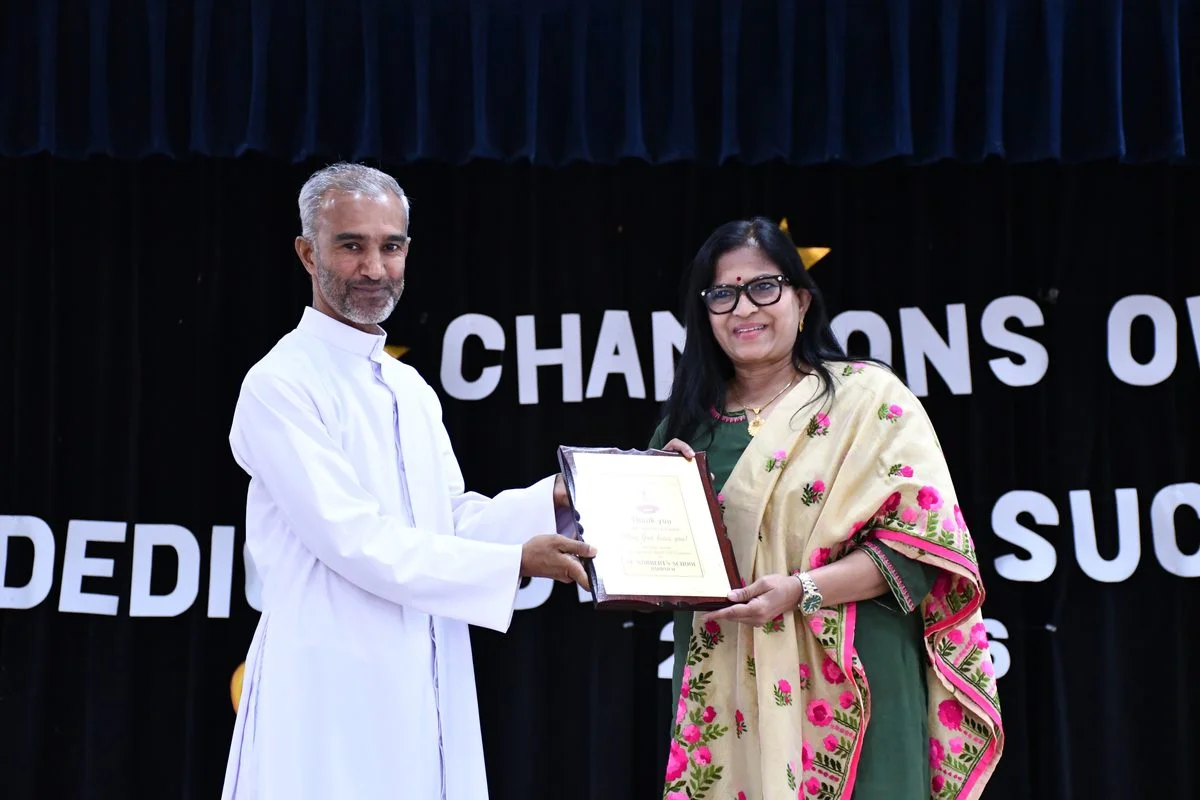 Annual Prize Distribution - Photo 11